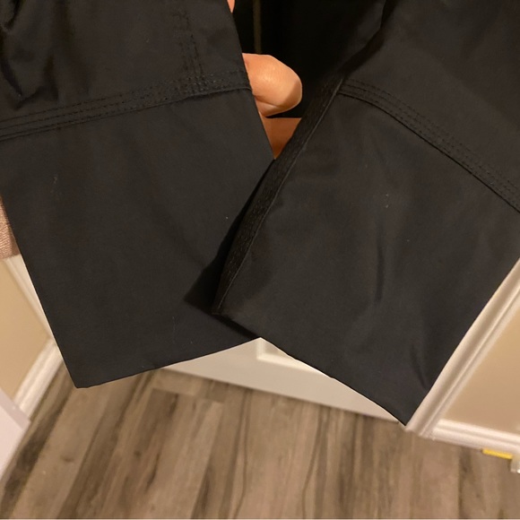 Lululemon “Fo Drizzle” Jacket Black/Mystic Jungle Size 4 - Picture 5 of 8